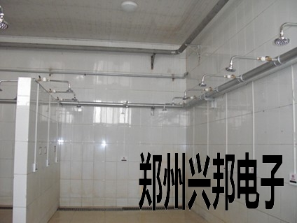 感應淋浴器